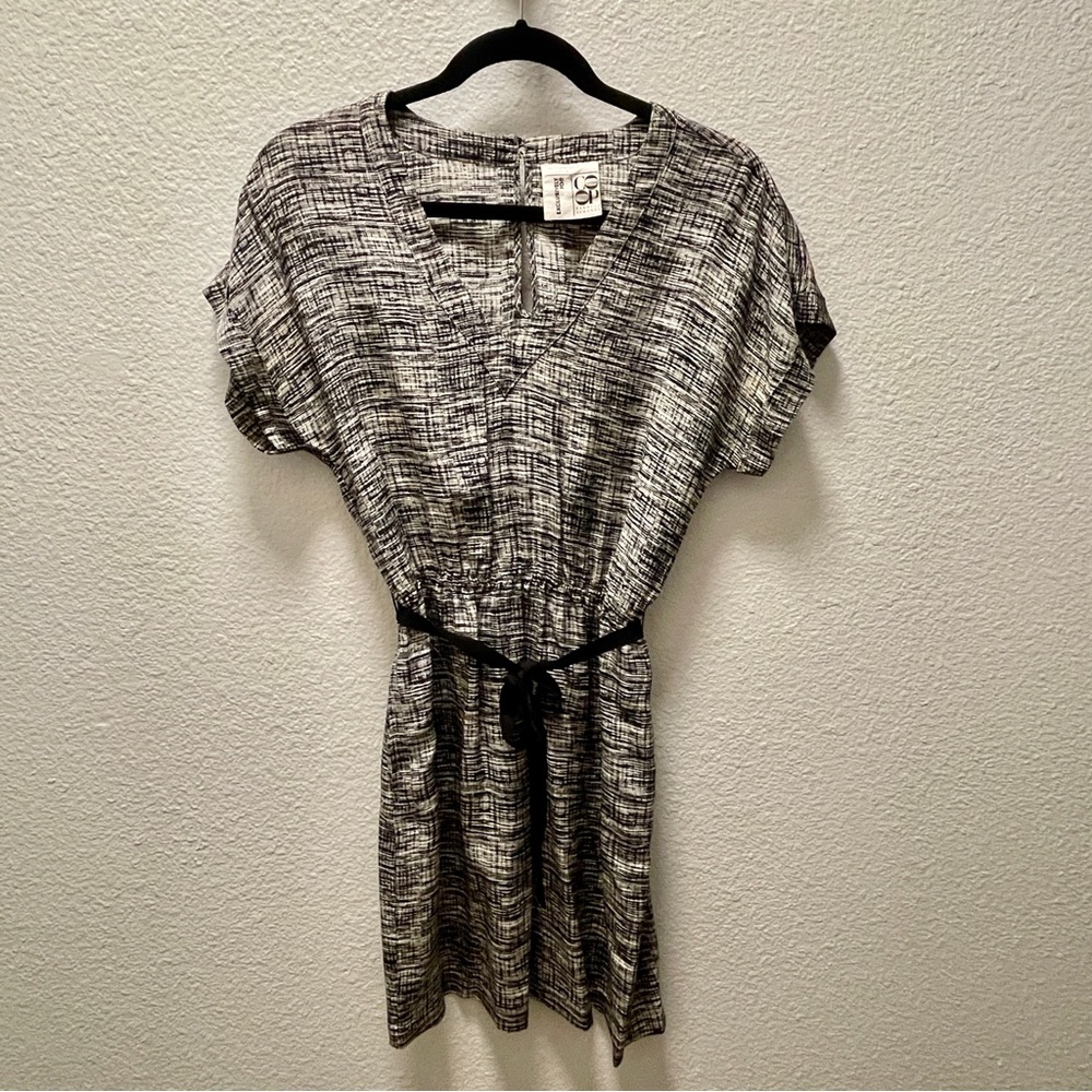 Barney’s New York CO-OP V-Neck Short Sleeve Black + White Patterned Dress